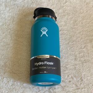 32 oz Wide Flex Cap HydroFlask Laguna